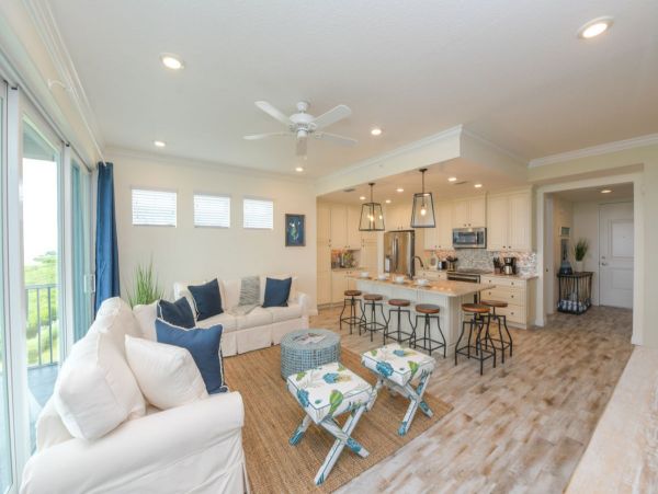 Bradenton Vacation Condo Sleeps 7 Guests