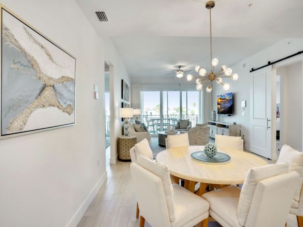 Bayfront Condo with 3 Bedrooms in Madeira Beach