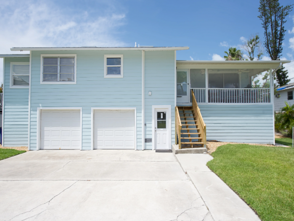 Beautiful Pool Home with 3 Bedrooms in Fort Myers Beach