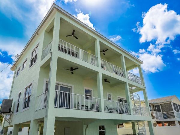 Ocean Views Marathon Vacation Home Five Bedroom