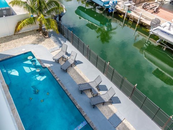Ocean Views Marathon Vacation Home Five Bedroom