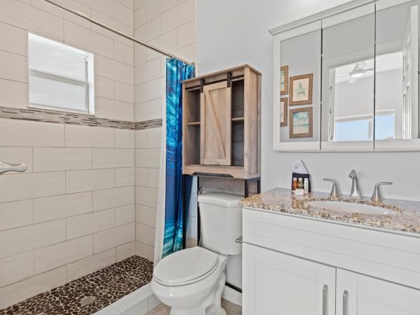 Ocean Views Marathon Vacation Home Five Bedroom