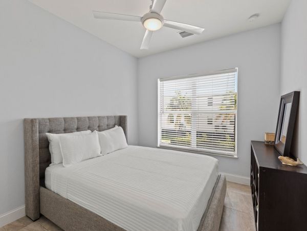 Ocean Views Marathon Vacation Home Five Bedroom