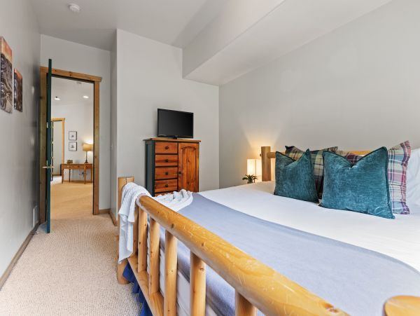 Deer Valley Vacation Home Sleeps 15 Guests