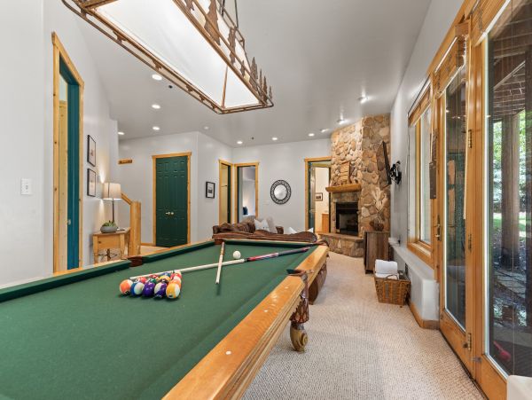 Deer Valley Vacation Home Sleeps 15 Guests