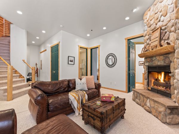 Deer Valley Vacation Home Sleeps 15 Guests