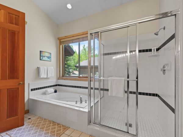 Deer Valley Vacation Home Sleeps 15 Guests