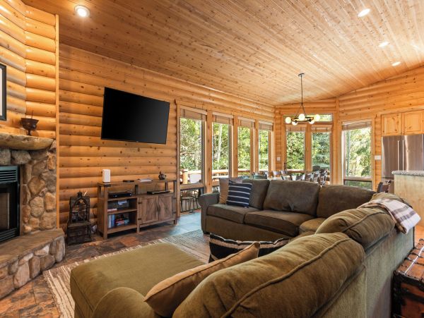 Deer Valley Vacation Home Sleeps 15 Guests