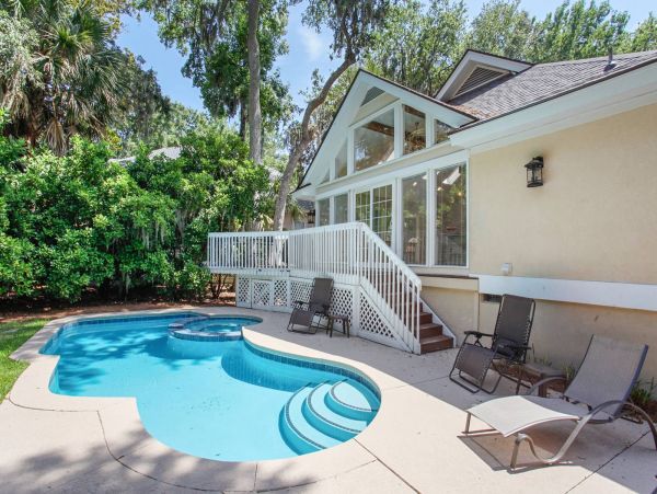 Hilton Head Vacation Pool Home Sleeps 6 Guests