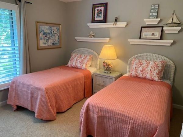 Hilton Head Vacation Pool Home Sleeps 6 Guests