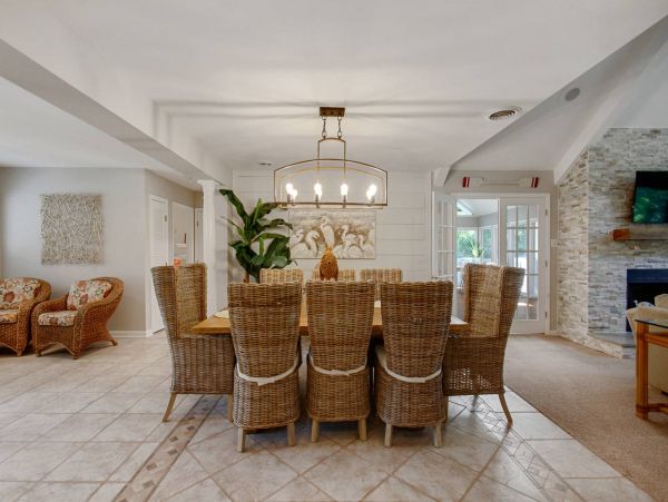 Hilton Head Vacation Pool Home Sleeps 6 Guests