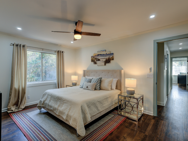 Charming 3 Bedroom Vacation Home Close to Beach