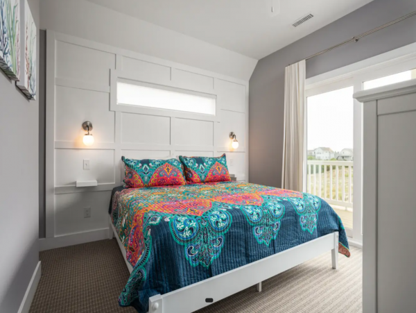 Corolla 8 Bedroom Vacation Home Steps from the Beach
