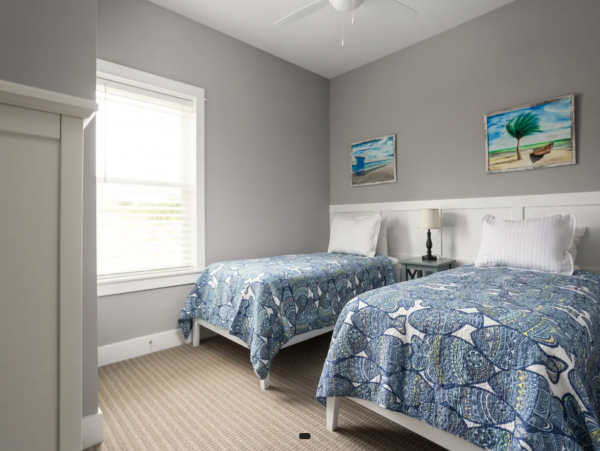 Corolla 8 Bedroom Vacation Home Steps from the Beach