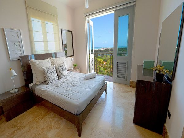 Luxury Five Bedroom Villa with Ocean Views