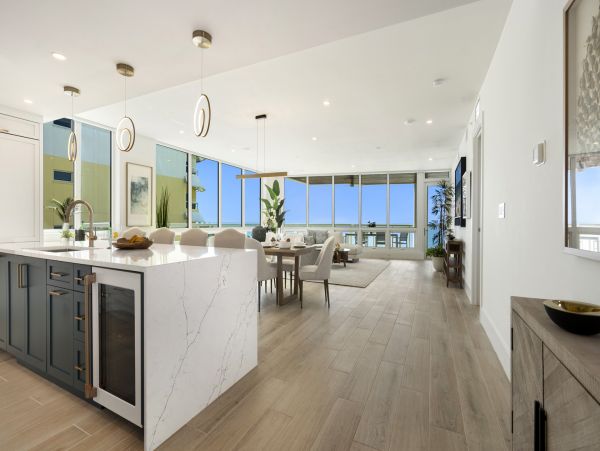 Luxury Three Bedroom Vacation Condo in Siesta Key