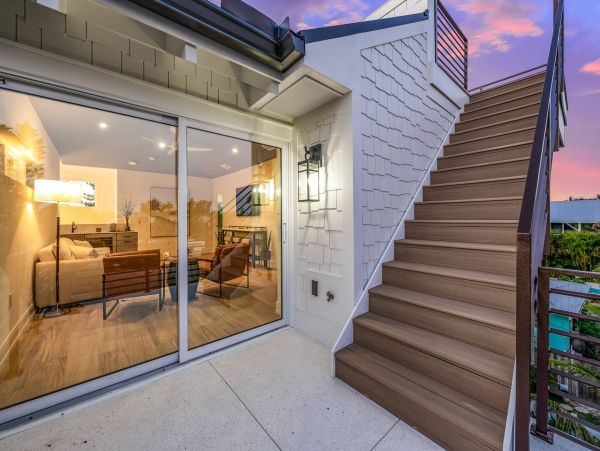 Holmes Beach Stunning Four Bedroom Vacation Home
