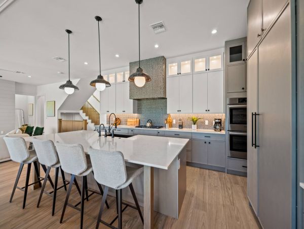 Holmes Beach Stunning Four Bedroom Vacation Home