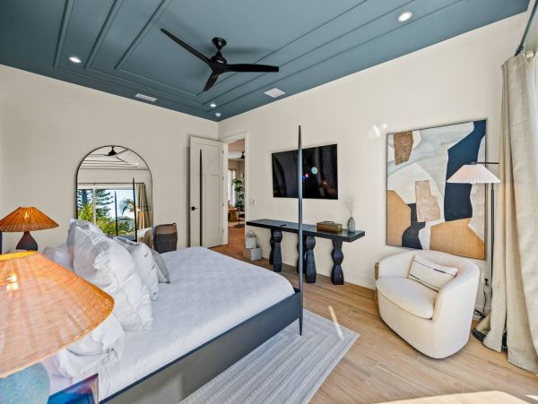 Holmes Beach Stunning Four Bedroom Vacation Home