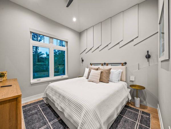 Holmes Beach Stunning Four Bedroom Vacation Home