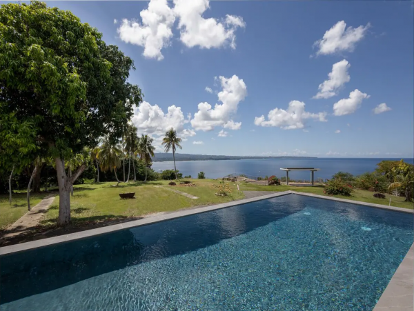 Aguadilla Bay Luxury Vacation Home 5 Bedroom & Infinity Pool