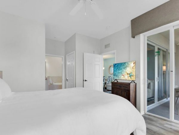 Naples Vacation Condo Three Bedroom with Pool