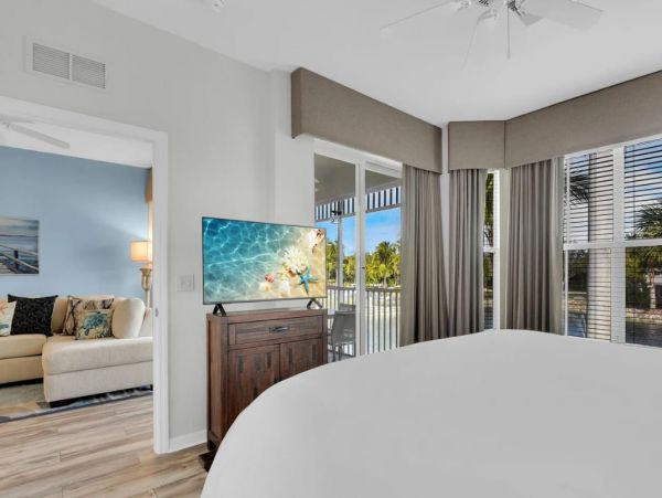 Naples Vacation Condo Three Bedroom with Pool