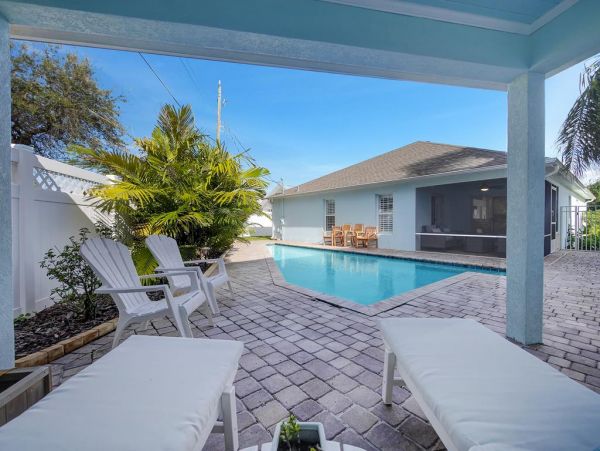 St. Augustine Vacation Home Three Bedroom Walk to Beach