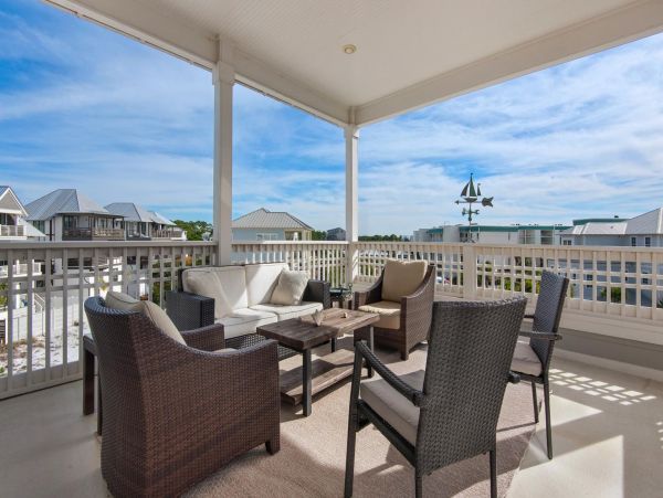 Walk to Beach Santa Rosa Vacation Home Five Bedroom