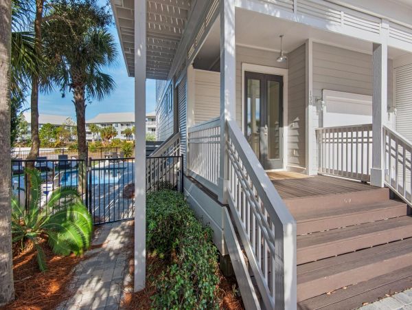 Walk to Beach Santa Rosa Vacation Home Five Bedroom