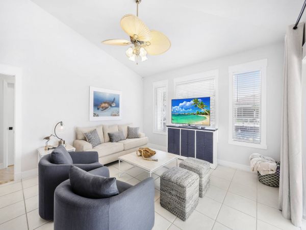 Marco Island Vacation Rental: Poolside Paradise Await!