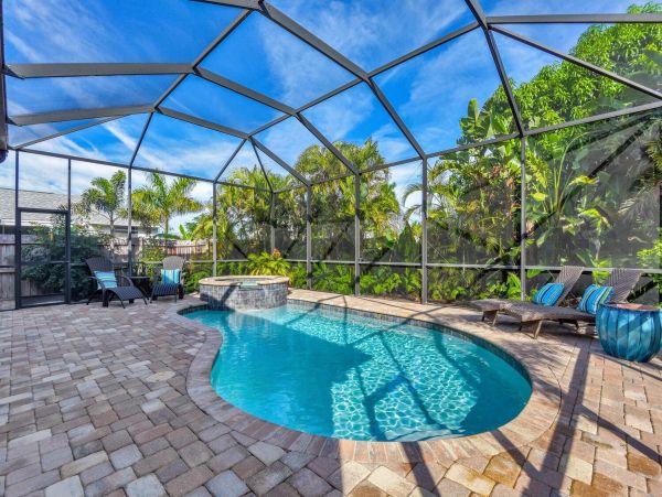 Walk to Beach Vacation Pool Home in Naples
