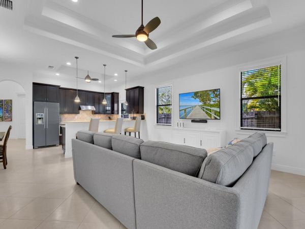 Walk to Beach Vacation Pool Home in Naples