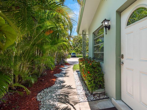 Lovely Two Bedroom Vacation Rental