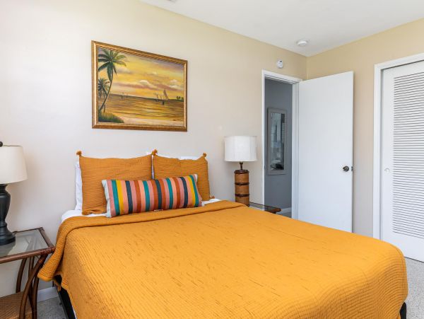 Lovely Two Bedroom Vacation Rental