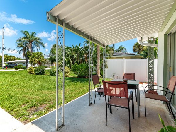 Lovely Two Bedroom Vacation Rental