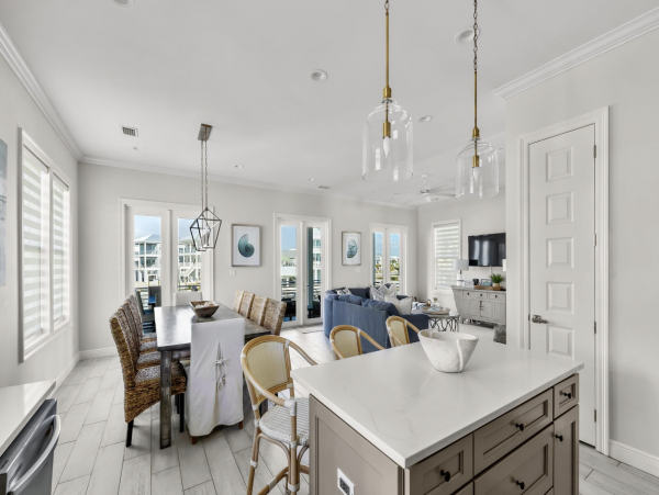 Navarre Beach Home with 4 Bedrooms