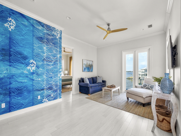 Navarre Beach Home with 4 Bedrooms