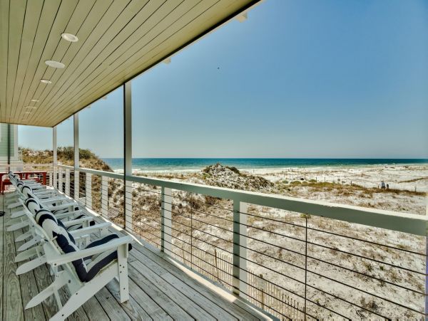 Luxury Beachfront Vacation Home 6 Bedrooms, Private Pool in Santa Rosa Beach
