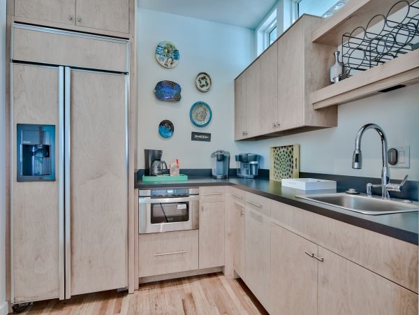 Luxury Beachfront Vacation Home 6 Bedrooms, Private Pool in Santa Rosa Beach