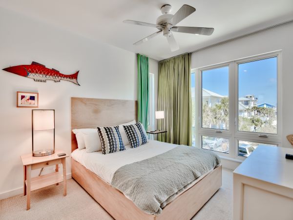 Luxury Beachfront Vacation Home 6 Bedrooms, Private Pool in Santa Rosa Beach