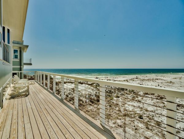 Luxury Beachfront Vacation Home 6 Bedrooms, Private Pool in Santa Rosa Beach
