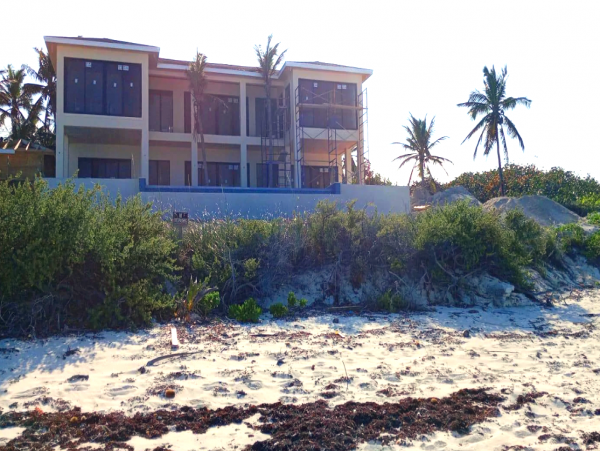 Bahamas Vacation Home in Exuma 6 Bedroom, Pool & Beach Access