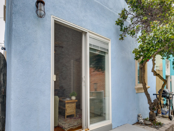 Beachside 2 Bedroom Vacation Rental