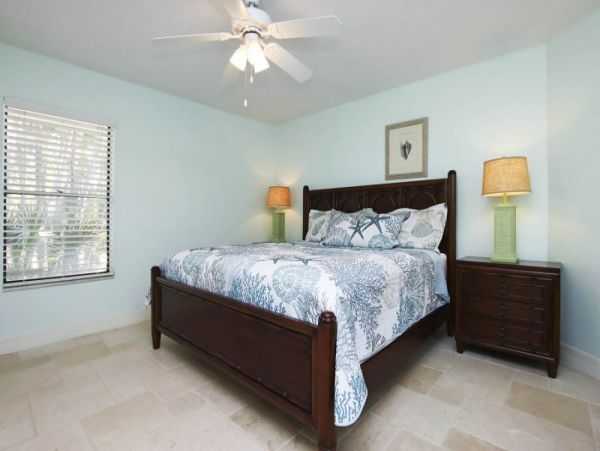 Captiva Vacation Home with 3 Bedroom & Beach Access