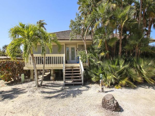 Captiva Vacation Home with 3 Bedroom & Beach Access