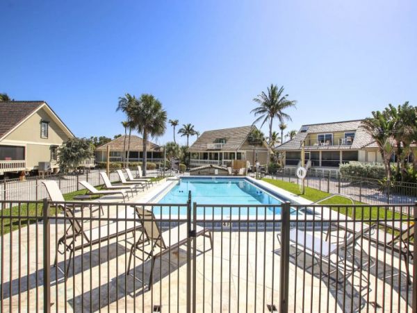 Captiva Vacation Home with 3 Bedroom & Beach Access