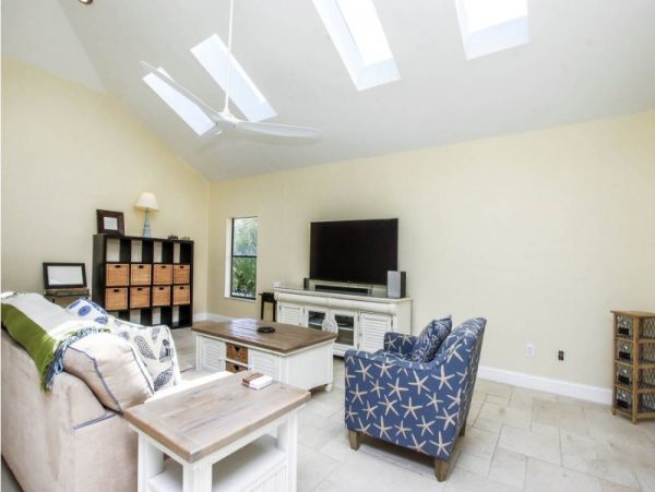 Captiva Vacation Home with 3 Bedroom & Beach Access