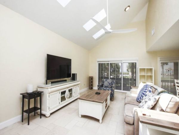 Captiva Vacation Home with 3 Bedroom & Beach Access