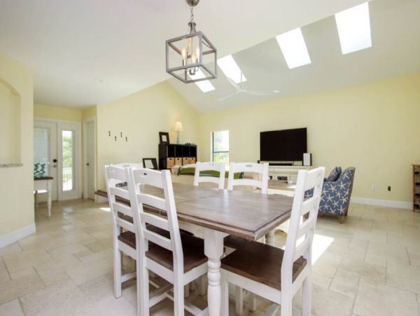 Captiva Vacation Home with 3 Bedroom & Beach Access
